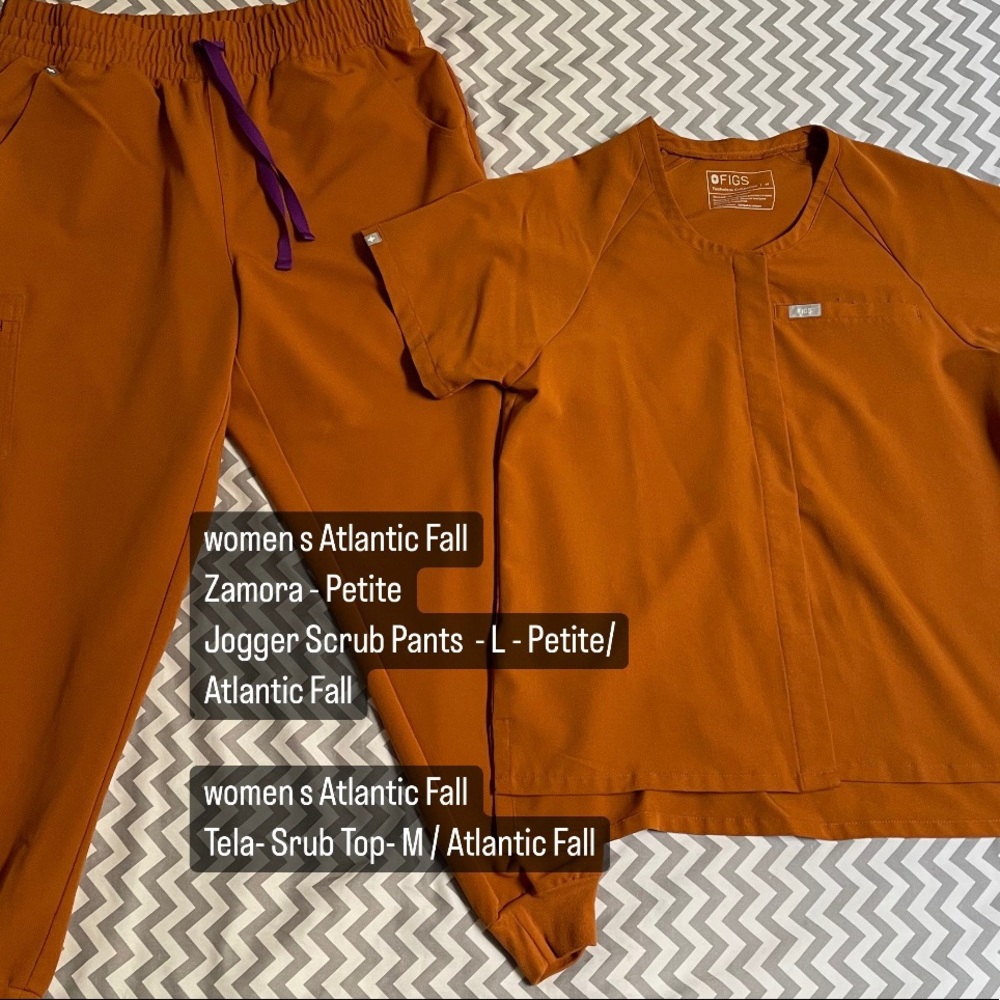 Figs scrubs set